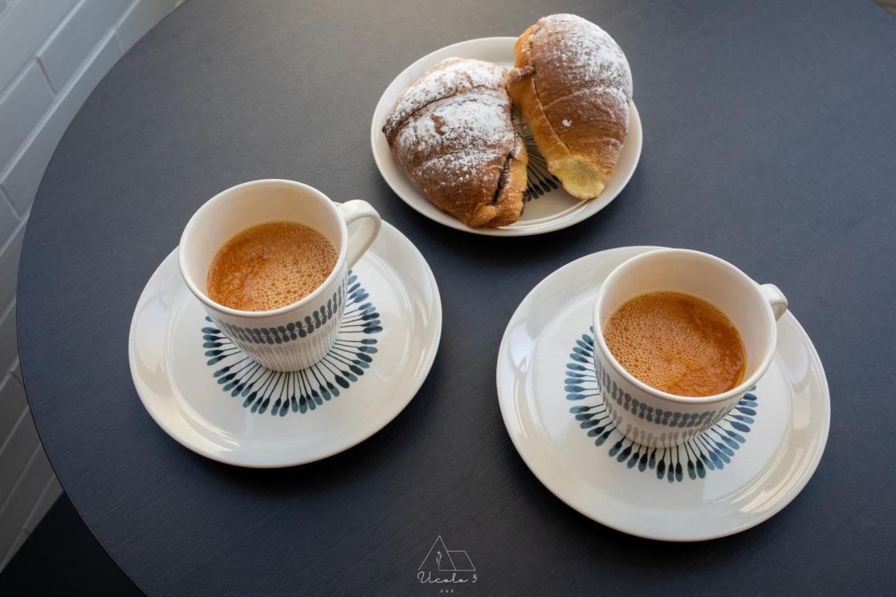 Vicolo 5 Bed & Breakfast Salerno Eksteriør bilde