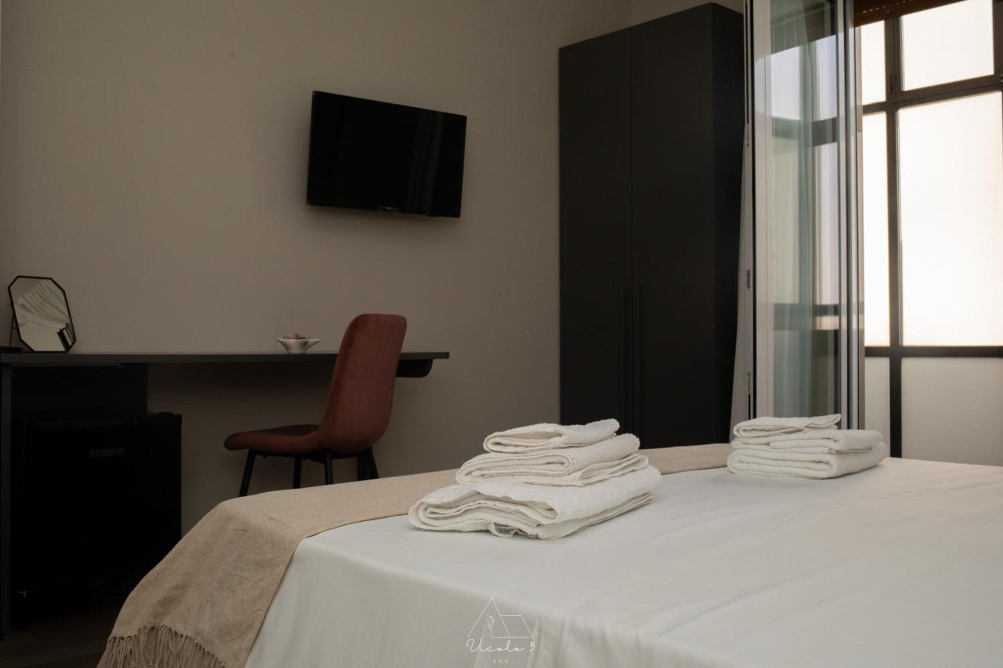 Vicolo 5 Bed & Breakfast Salerno Eksteriør bilde